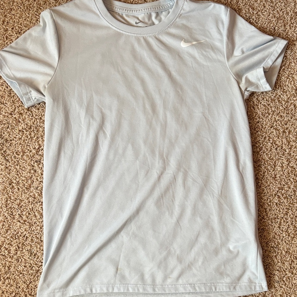 Nike Light Gray Short Sleeve Tee